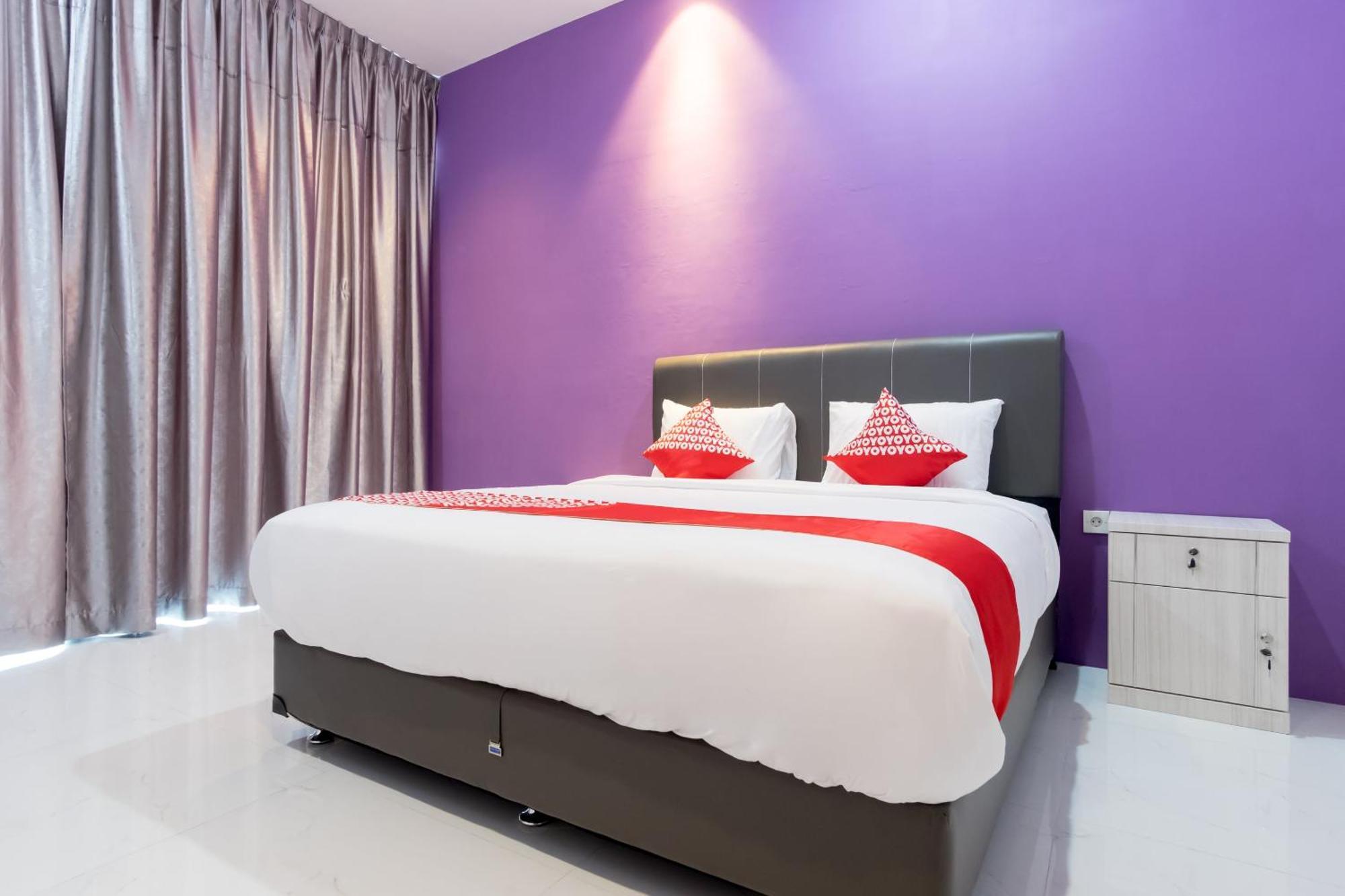 Super Oyo 839 Royal Guest House Медан Екстериор снимка